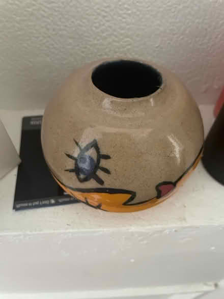 Photo of free Pottery (Selsdon CR2) #3