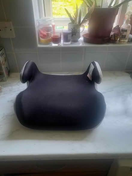Photo of free Booster seat (B69) #1