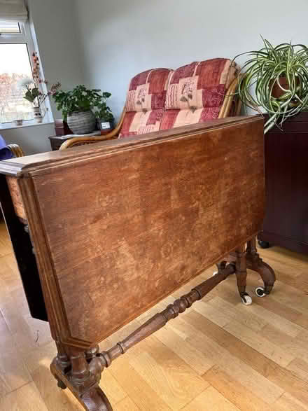 Photo of free Drop leaf table, antique (BT17) #1