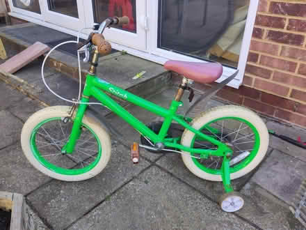 Photo of free child's bicycle with stabilisers (Bexhill old town, TN40) #1