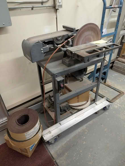 Photo of free larger belt/disc sander on a cart (Near Slack and Merivale) #3