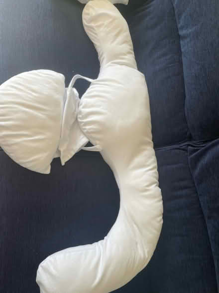 Photo of free Pregnancy pillow (CV8) #1