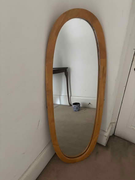 Photo of free Mirror (NW11 Golders Green) #1