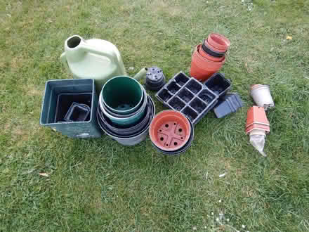 Photo of free pots, seed trays, watering can (Horndean, PO8) #1