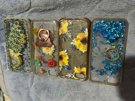 Photo of free iPhone SE cases (Manor park E12) #1