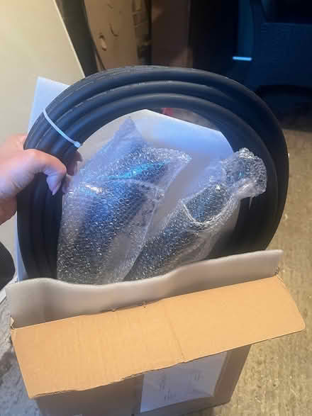 Photo of free Podpoint EV long charging cable (Heatherside) #1