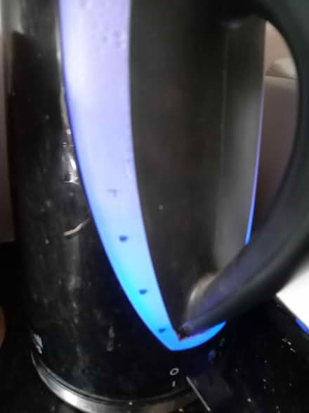 Photo of free Kettle (Lower Morden SM4) #2