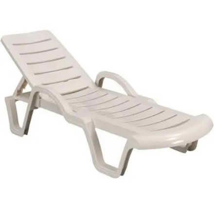 Photo of Sunloungers (TW13) #2