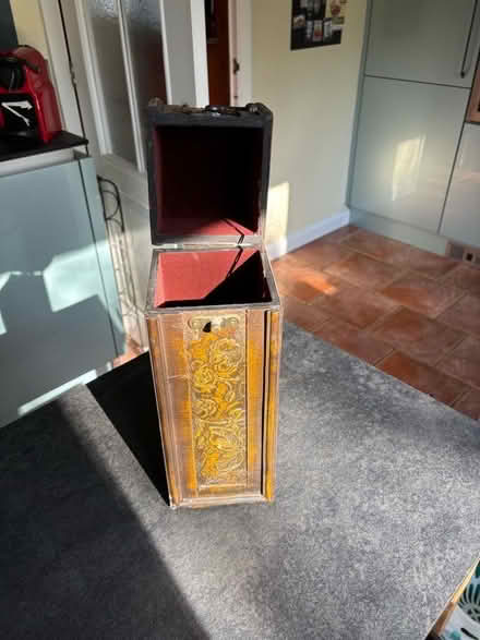 Photo of free Wooden wine box (Hartford PE29) #2