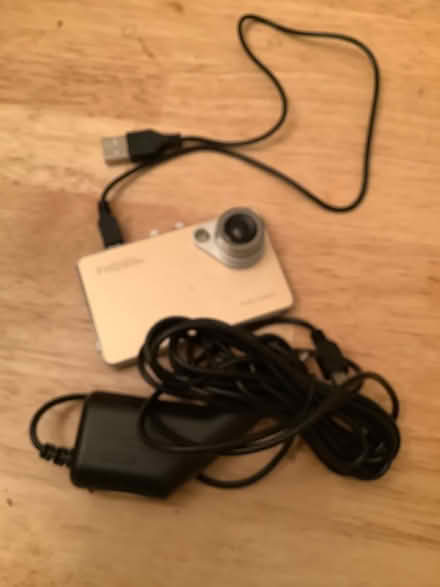 Photo of free Large craft bags (Dovedale Dr & Rosedale Dr) #1