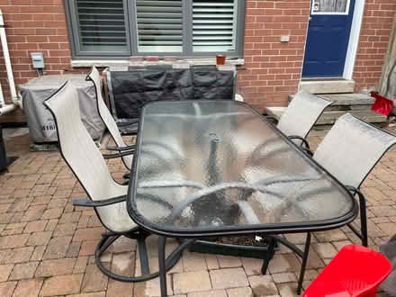Photo of free Outdoor Patio Set (Richmond Hill Ontario) #1