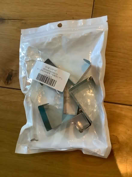Photo of free x4 single over door hangers (Southwark SE1) #4