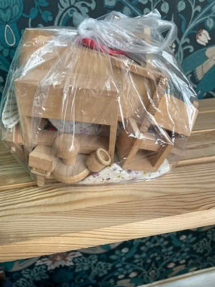Photo of free Wooden doll’s house furniture (New Malden KT3 4) #2