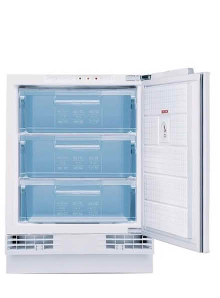 Photo of free Fully working fridge and freezer (St Albans AL3) #1