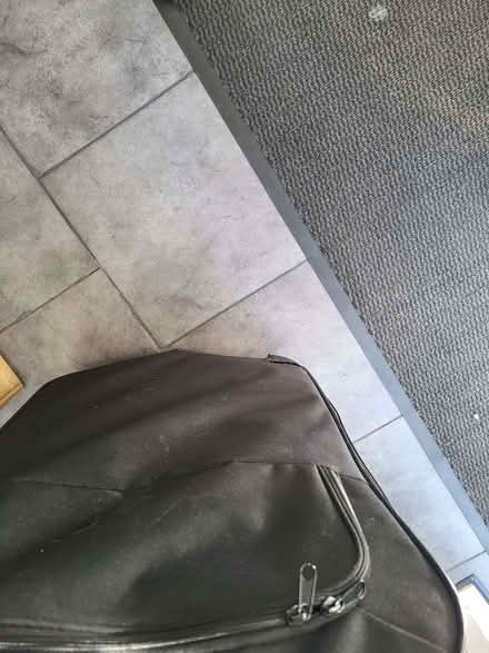 Photo of free 1 suitcases (Rise Park NG5) #2