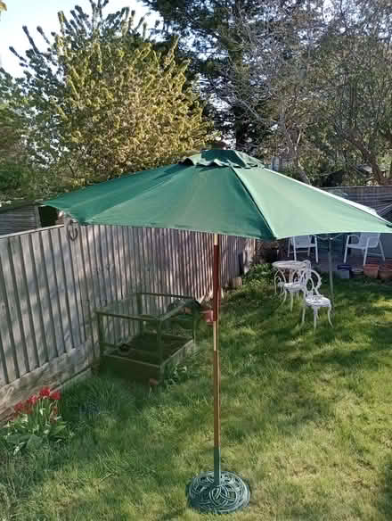 Photo of free Garden Parasol (North Hinksey OX2) #2