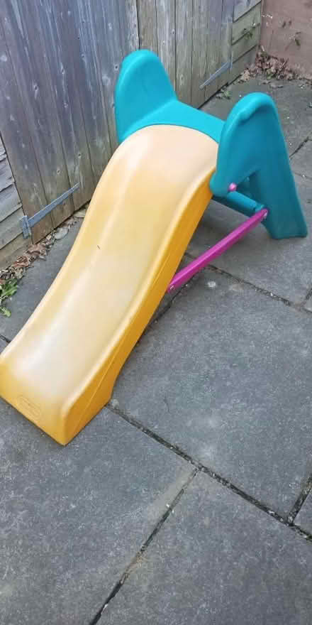 Photo of free Toddler slide (Oaklands nr Welwyn AL6) #1