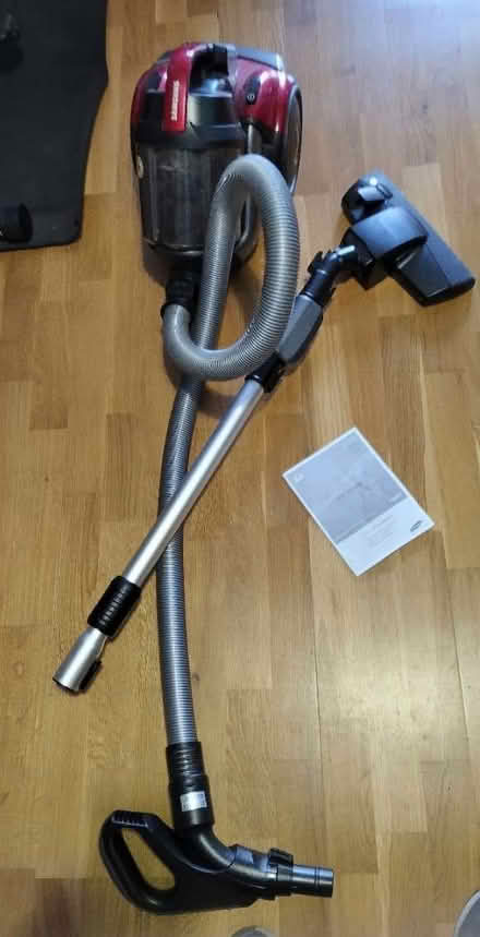 Photo of free Samsung 2100W vacuum cleaner (Reabrook Estate SY3) #1