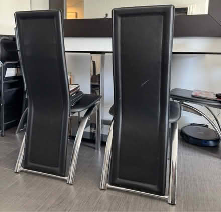 Photo of free Table (Hollywood) #1