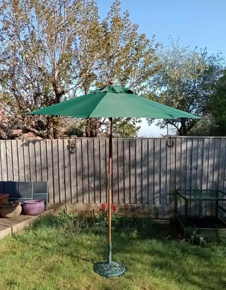 Photo of free Garden Parasol (North Hinksey OX2) #1