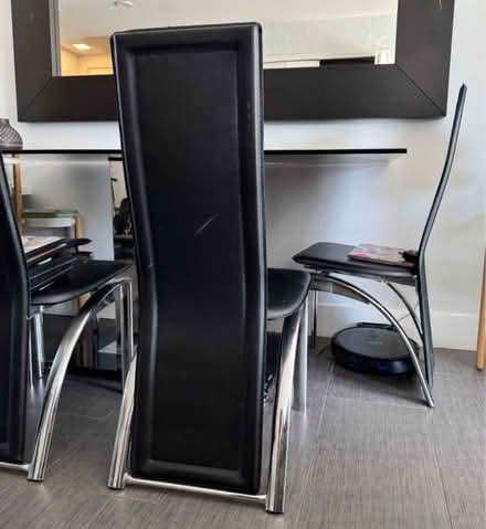 Photo of free Table (Hollywood) #2