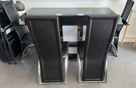 Photo of free Table (Hollywood) #3