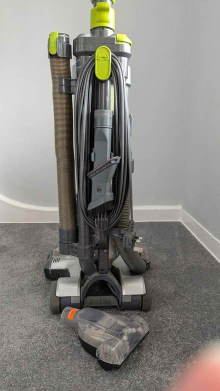 Photo of free Vax vacuum cleaner, repair or parts (Welwyn Garden City AL8) #2