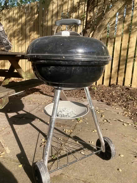 Photo of free Small Weber barbecue (Broomhill G11) #1