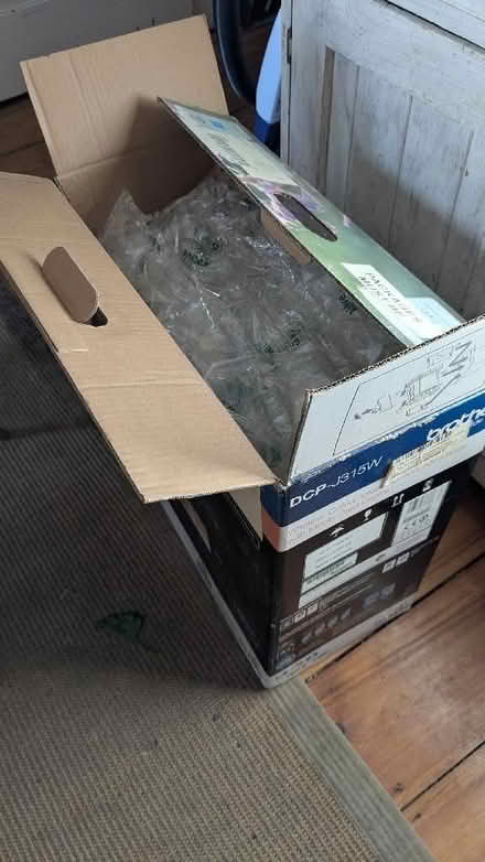 Photo of free Packaging materials: bubble wrap, paper, boxes (Mousehold NR3) #2