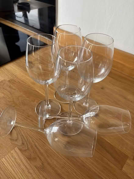Photo of free 6 wine glasses (Bridlington YO16) #1