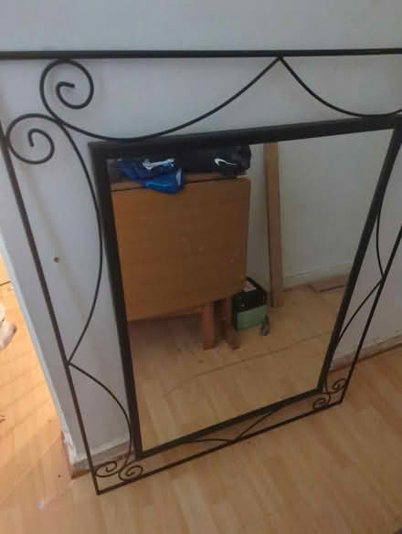 Photo of free Mirror (Hampton) #1