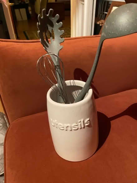 Photo of free Utensil holder and utensils (Dennistoun G31) #1