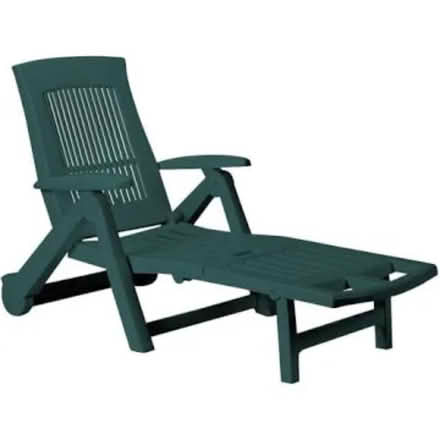 Photo of Sunloungers (TW13) #1