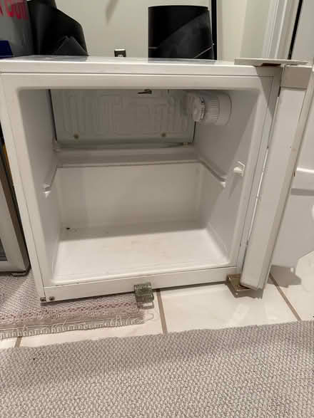 Photo of free Refrigerator (46609 Hampshire Station Drive) #1