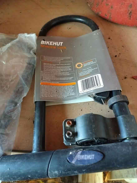 Photo of free 2x bicycle locks (Halstead) #2