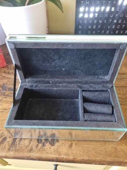Photo of free Glass jewellery box (Coldean BN1) #2