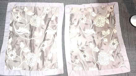 Photo of free Queen Comforter with 2 pillow shams (Reford township) #2