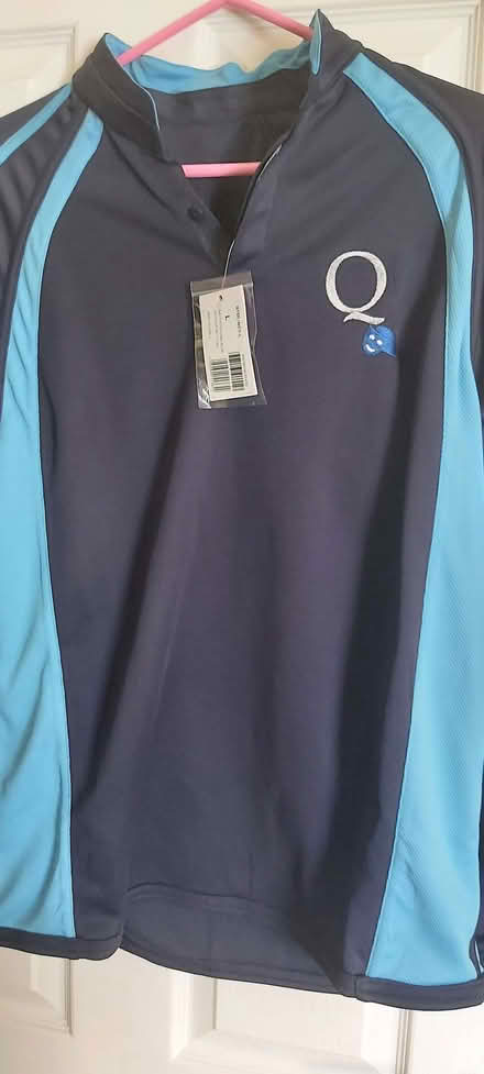 Photo of free queensbridge school p.e kit - large (Moseley B13) #2