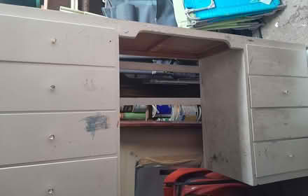 Photo of free Desk (DA8) #2