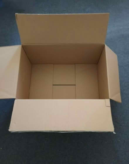 Photo of free Medium Cardboard box (Barking (IG11)) #1
