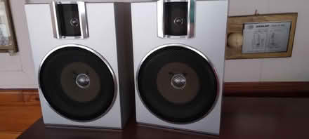 Photo of free cassette and radio system (Hyde Park, near Greenfields) #1