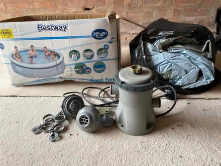 Photo of free Bestway Fast Set 10' pool parts (Foxholes DY10) #2