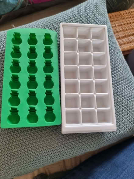 Photo of free Tins and moulds (Portchester PO16) #2