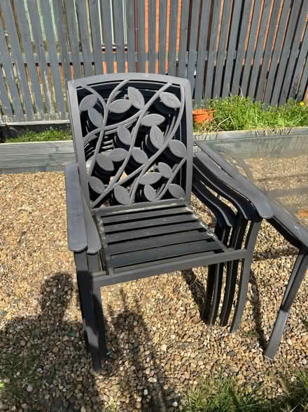 Photo of free Glass patio table & 5 chairs (Emerson Valley, MK4) #1