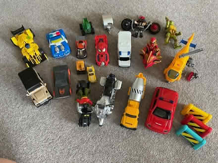 Photo of free Toy cars, vehicles & figures (St. Albans AL1) #1