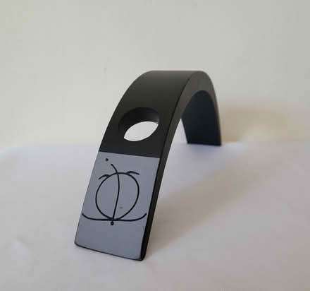 Photo of free Creative Wine Bottle Stand (Crescent Park) #2