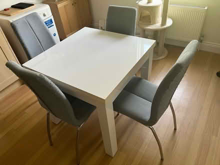 Photo of free Dining table (Sutton) #4