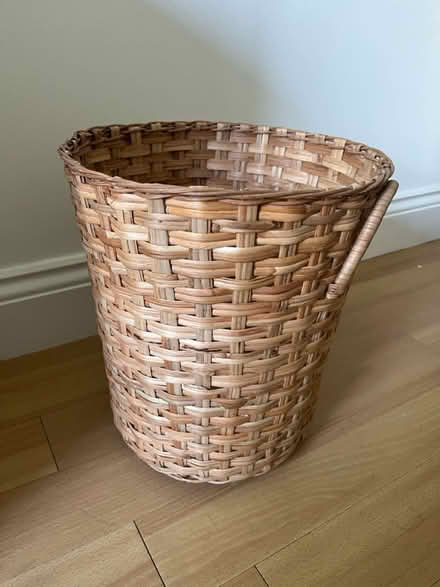 Photo of free waste paper basket (Sutton) #1