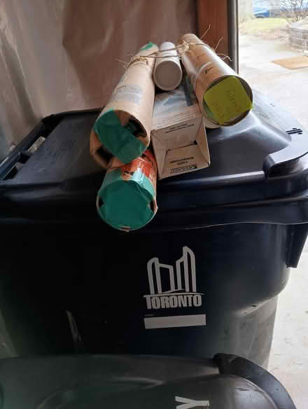 Photo of free cardboard tubes for storing posters (Yonge/Sheppard) #2