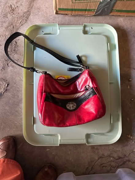 Photo of free Handbags (Glen park) #1